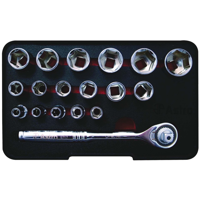 3/8" DR 18PC WOBBLE RATCH + SKT SET